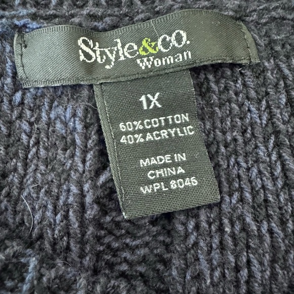 Style & Co Navy Cable Knit Tunic Sweater
Size 1X - Picture 10 of 10